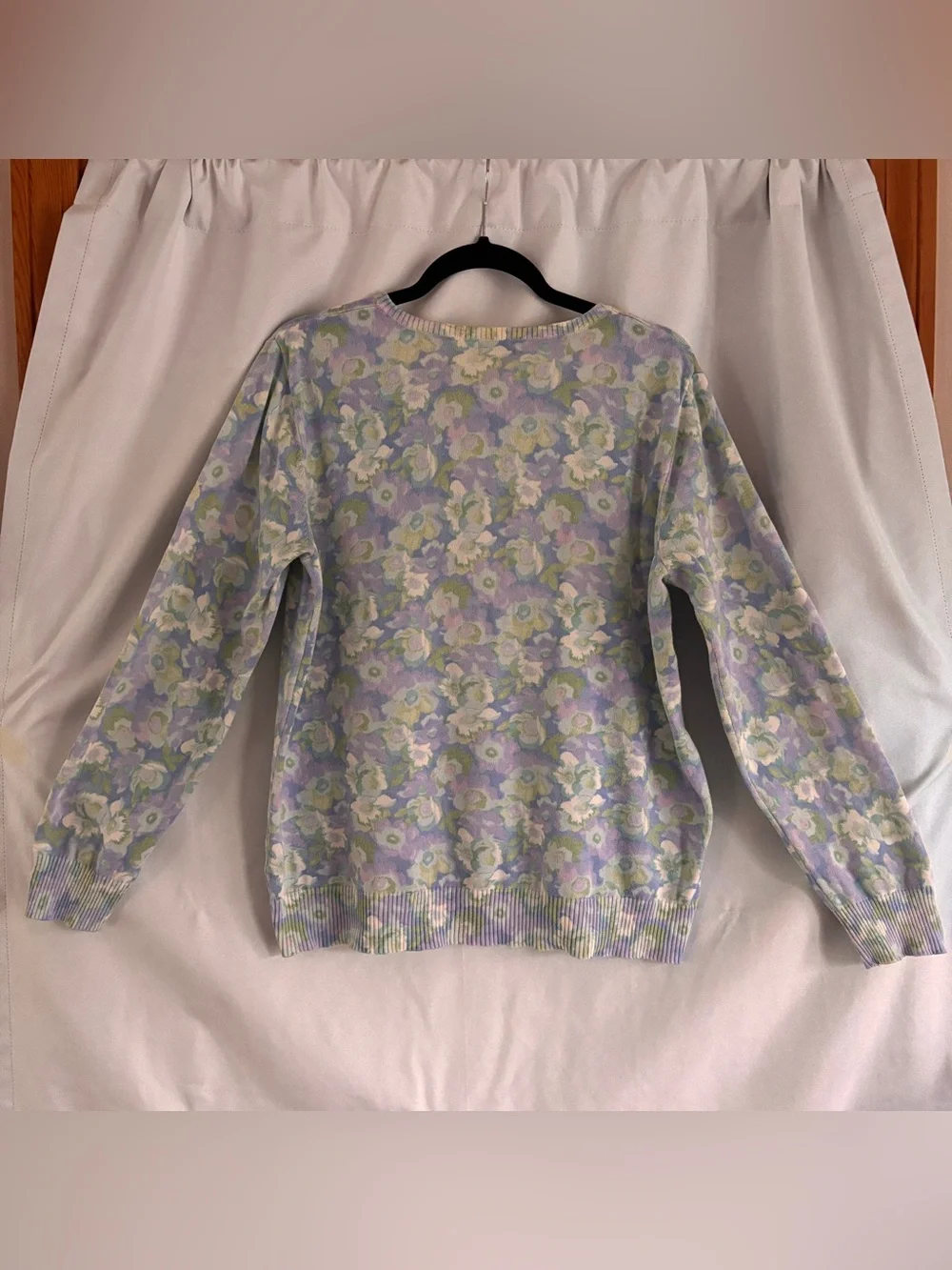 L.L. Bean Pastel Floral Knit Cardigan - Lavender, Light Green, Cream ~ Sz XL - Picture 3 of 6